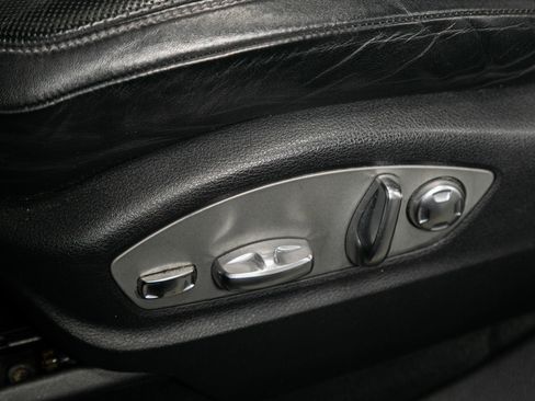 Used 2012 Porsche Cayenne image 20