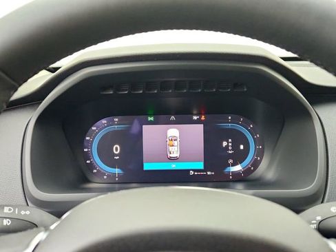 Certified 2025 Volvo XC90 B6 Plus w/ Protection Package image 24