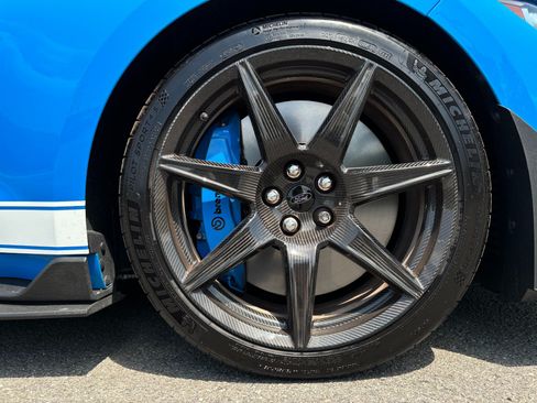 Used 2022 Ford Mustang Shelby GT500 w/ Carbon Fiber Track Pack RWD image 29