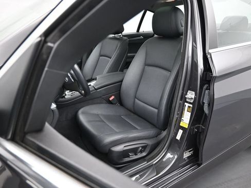 Used 2016 BMW 528i Sedan RWD image 8