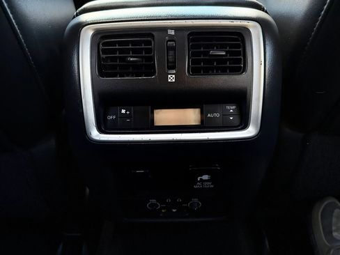 Used 2013 INFINITI JX35 AWD w/ Premium Pkg image 27