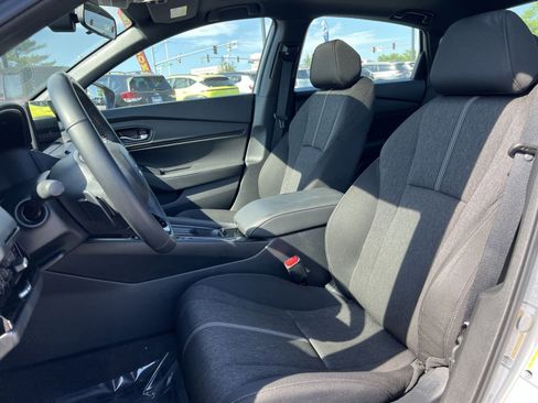 Used 2025 Honda Accord Sport image 21
