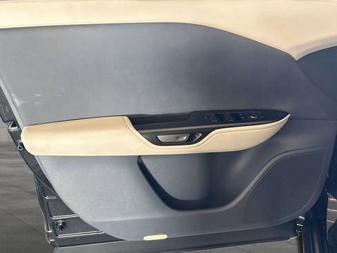 Certified 2025 Lexus RZ 300e w/ Accessory Package (Z1) image 21