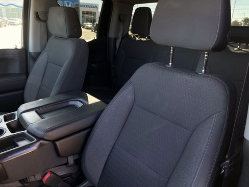 Used 2020 Chevrolet Silverado 1500 LT w/ Texas Edition image 14