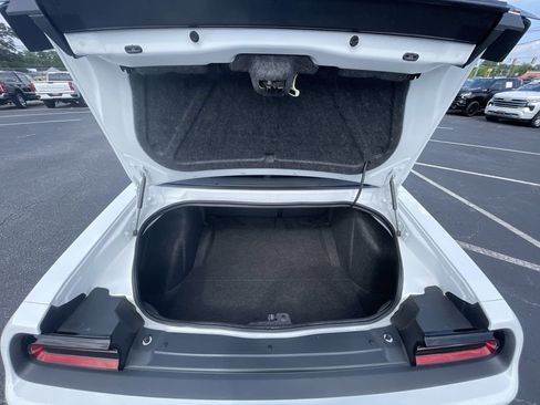 Used 2019 Dodge Challenger R/T Scat Pack RWD image 25
