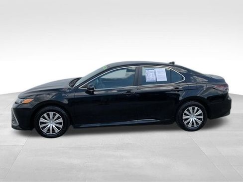 Used 2023 Toyota Camry LE FWD image 31