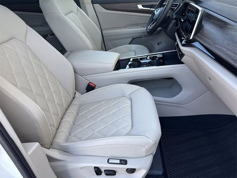 New 2026 Volkswagen Atlas SEL Premium R-Line image 36