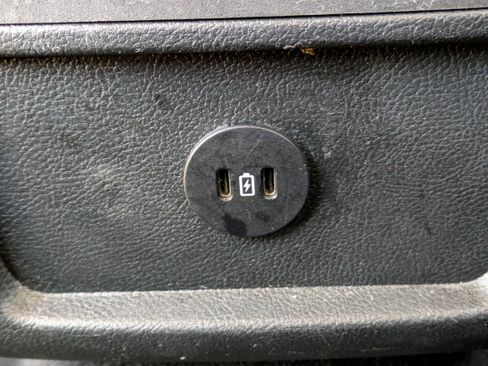 Used 2023 Ford Edge SEL image 15