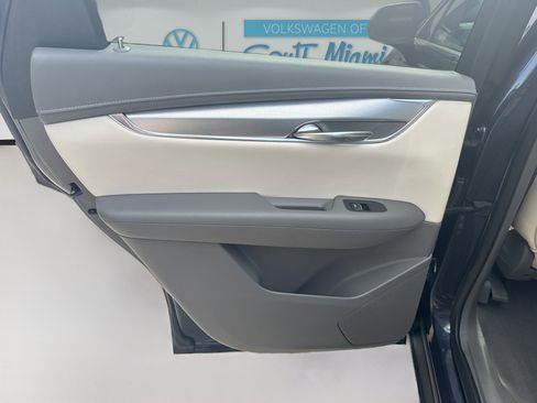 Used 2019 Cadillac XT5 Luxury FWD image 25