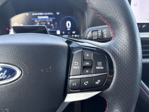 Used 2025 Ford Explorer ST-Line image 30