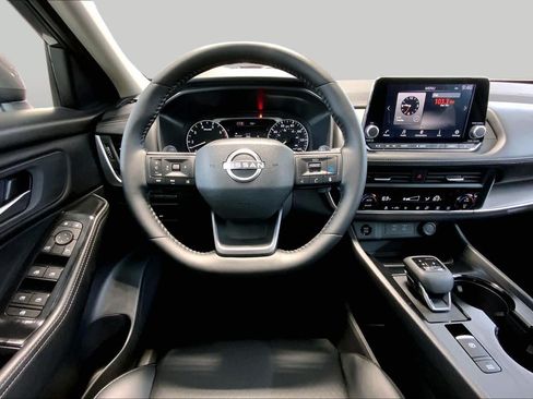 Used 2026 Nissan Rogue SV w/ SV Premium Package AWD/4WD image 5