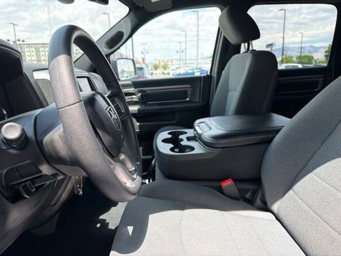 Used 2022 RAM 1500 Classic Warlock w/ Electronics Group AWD/4WD image 19