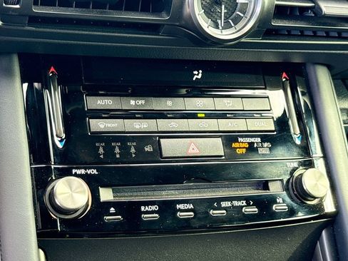 Used 2023 Lexus IS 350 F Sport image 34