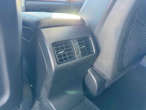Used 2014 Subaru Outback 2.5i Limited w/ Moonroof Package image 26