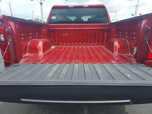 Used 2023 Chevrolet Silverado 1500 RST w/ Z71 Off-Road Package AWD/4WD image 29