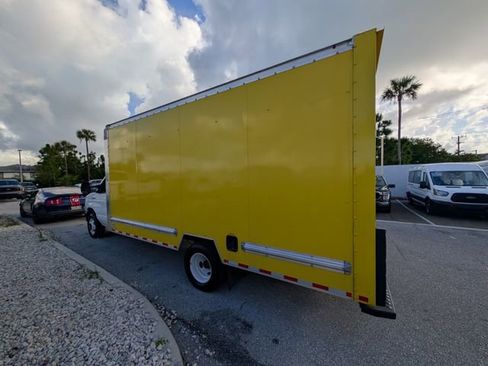 Used 2023 Ford E-350 and Econoline 350 Super Duty w/ Driver's Safety Package image 9