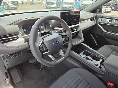 New 2026 Ford Explorer ST-Line w/ ST-Line Street Pack AWD/4WD image 14