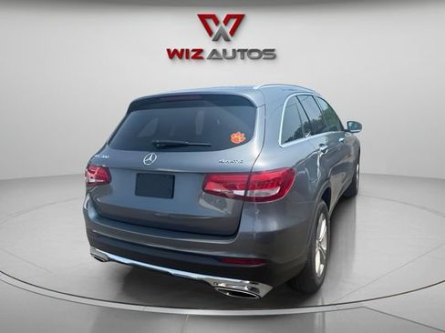 Used 2018 Mercedes-Benz GLC 300 4MATIC image 5
