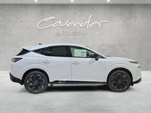 New 2026 Nissan Murano Platinum AWD/4WD image 17