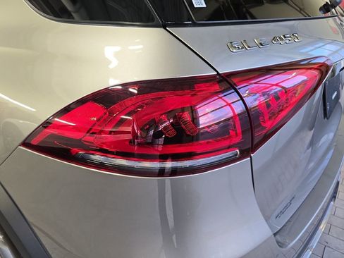 Certified 2022 Mercedes-Benz GLE 450 4MATIC image 38