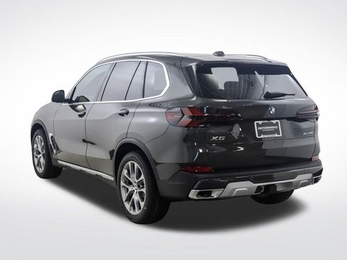 Used 2026 BMW X5 xDrive40i AWD/4WD image 3