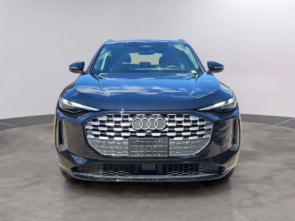 Certified 2025 Audi Q5 Premium w/ Convenience Package AWD/4WD image 11