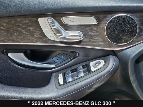 Used 2022 Mercedes-Benz GLC 300 4MATIC image 15