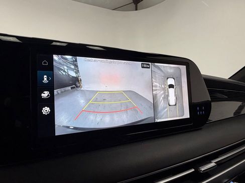 Used 2023 Hyundai Palisade Calligraphy w/ Winter Package image 20