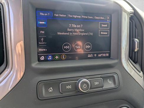 Used 2021 Chevrolet Silverado 1500 Custom image 11