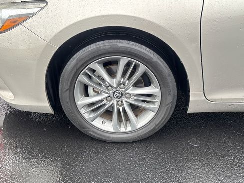 Used 2017 Toyota Camry SE FWD image 24