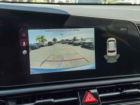 Certified 2023 Kia Niro EX FWD image 22