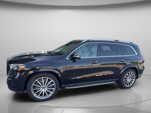 New 2026 Mercedes-Benz GLS 450 4MATIC image 4