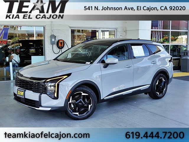 Certified 2026 Kia Sportage EX w/ EX Panorama Roof Package FWD image 1