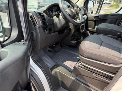 New 2025 RAM ProMaster 2500 w/ Convenience Group image 32