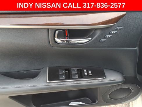Used 2017 Lexus ES 350 w/ Premium Package image 11