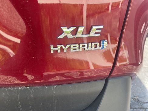 Used 2024 Toyota RAV4 XLE w/ Convenience Package AWD/4WD image 6