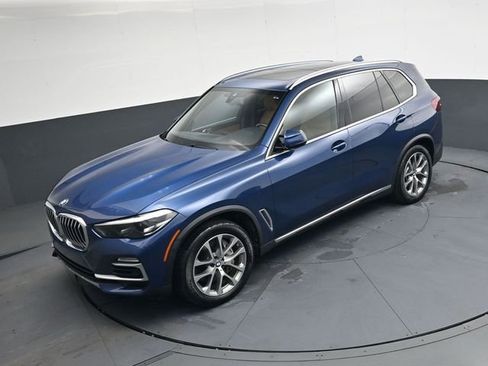 Used 2019 BMW X5 xDrive50i w/ Premium Package 2 image 27