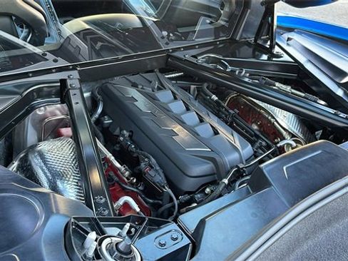 Used 2024 Chevrolet Corvette Stingray Coupe w/ Z51 Performance Package image 31