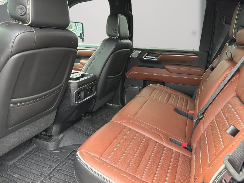 Used 2024 GMC Sierra 2500 Denali Ultimate AWD/4WD image 14