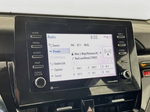 Used 2021 Toyota Camry SE FWD image 17