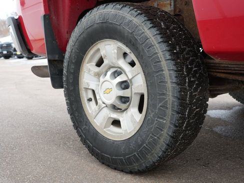 Used 2010 Chevrolet Silverado 2500 LT w/ Interior Plus Package image 28