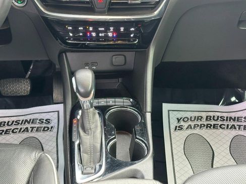 Used 2024 Buick Encore GX Avenir image 14