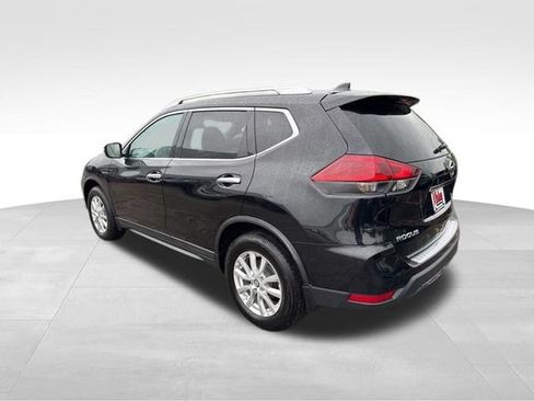 Used 2018 Nissan Rogue SV AWD/4WD image 7