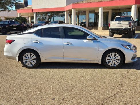 Used 2022 Nissan Sentra S w/ Trunk Package image 5