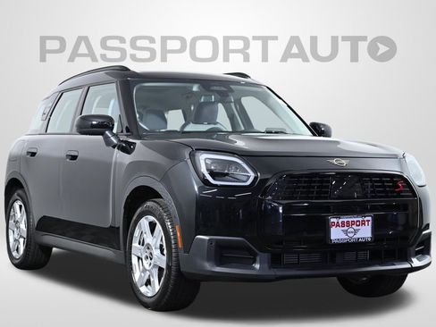 Certified 2025 MINI Cooper Countryman S AWD/4WD image 3