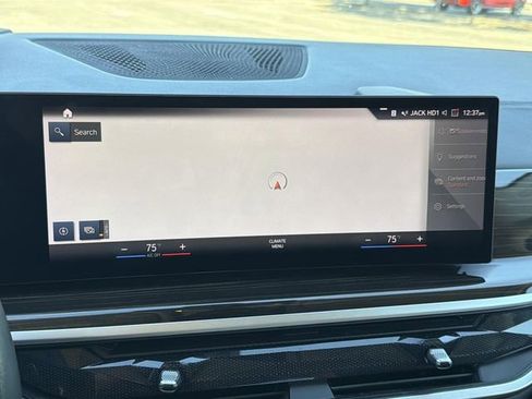 Used 2023 BMW X7 xDrive40i AWD/4WD image 11