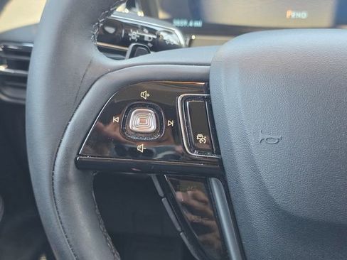 Used 2025 Lincoln Corsair FWD w/ Equipment Group 101A image 25