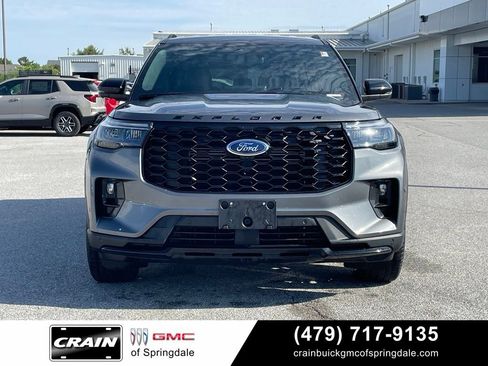 Used 2025 Ford Explorer ST-Line w/ Premium Package AWD/4WD image 2