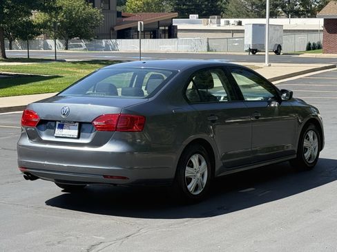 Used 2014 Volkswagen Jetta S FWD image 4