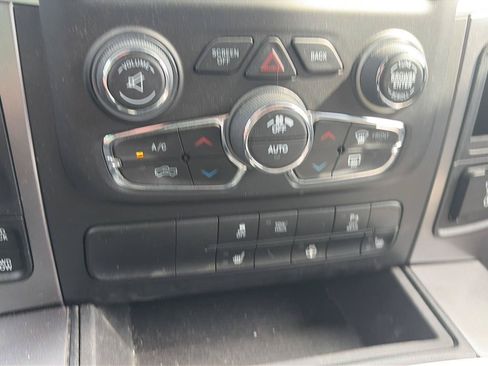 Used 2021 RAM 1500 Classic Warlock w/ Luxury Group AWD/4WD image 44